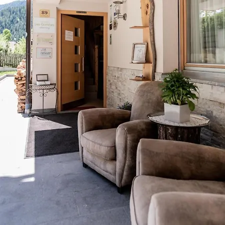 Les Gomines Bb***** Bed & Breakfast